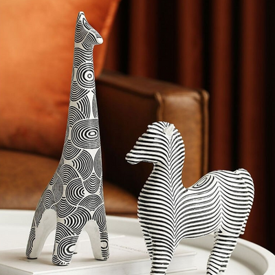 HomeQuill™ Modern B&W Animal Figurines