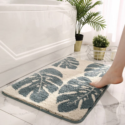 HomeQuill™ Leaf-Themed Bathroom Mat